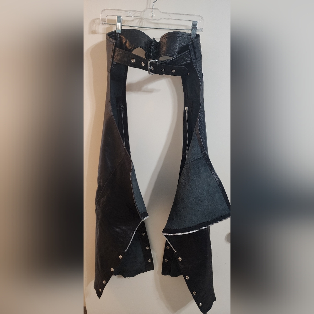 HOT LEATHER black chaps for motor cycles, size XS, not lined